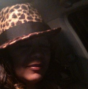 Meet your Posher, Debbie